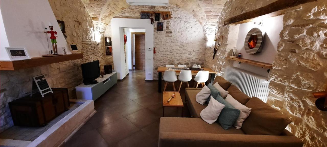Picchio&Pinocchio Guest House Sulmona Kültér fotó